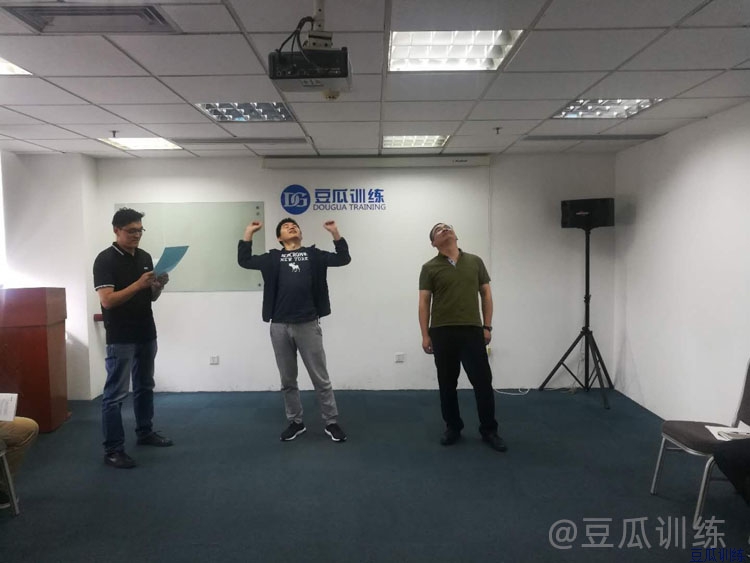 ݽг䳡ô
